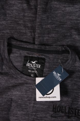 Pánské tričko  Hollister, Velikost XS, Barva Šedá, Cena  841,00 Kč