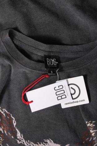 Pánske tričko  Urban Outfitters, Veľkosť S, Farba Sivá, Cena  4,78 €