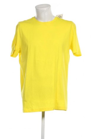 Мъжка тениска Christian Berg, Размер XL, Цвят Жълт, Цена 24,00 лв.