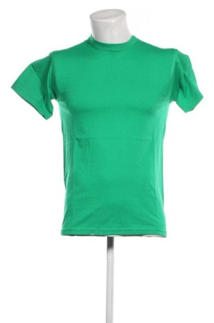 Pánské tričko  Fruit Of The Loom, Velikost S, Barva Zelená, Cena  94,00 Kč