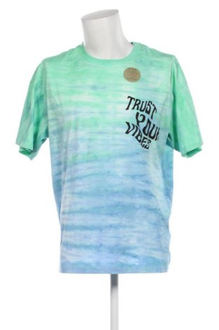 Ανδρικό t-shirt McNeal, Μέγεθος M, Χρώμα Πολύχρωμο, Τιμή 14,50 €