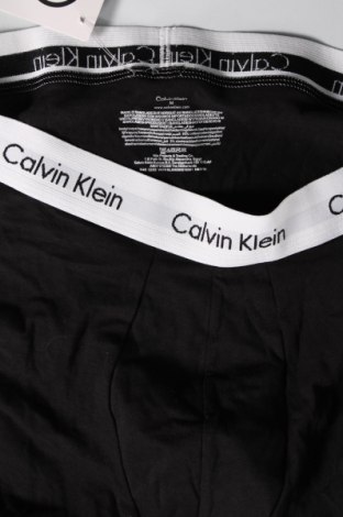 Мъжки боксерки Calvin Klein, Размер M, Цвят Черен, Цена 37,83 лв.