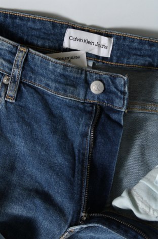 Мъжки дънки Calvin Klein Jeans, Размер L, Цвят Син, Цена 60,80 лв.