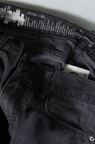 Pánske džínsy  Esprit, Veľkosť M, Farba Sivá, Cena  19,85 €