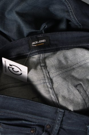 Ανδρικό τζίν Jack & Jones, Μέγεθος L, Χρώμα Μπλέ, Τιμή 12,34 €