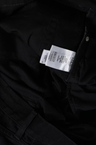 Pánske džínsy  Marks & Spencer, Veľkosť XXL, Farba Čierna, Cena  15,31 €