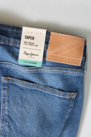 Мъжки дънки Pepe Jeans, Размер L, Цвят Син, Цена 130,41 лв.