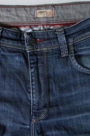 Herren Jeans Pioneer, Größe L, Farbe Blau, Preis 5,36 €