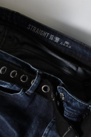 Herren Jeans Straight Up, Größe L, Farbe Blau, Preis 20,18 €