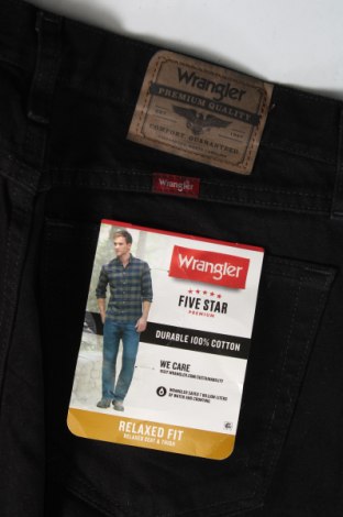 Pánske džínsy  Wrangler, Veľkosť S, Farba Čierna, Cena  73,94 €