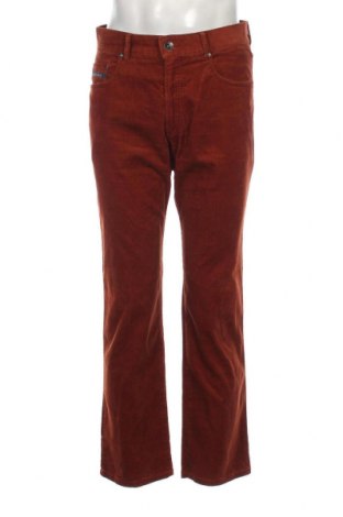Pantaloni raiați de bărbați Bugatti, Mărime M, Culoare Roșu, Preț 97,90 Lei