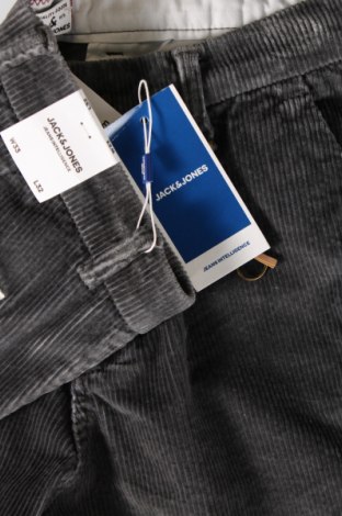 Мъжки джинси Jack & Jones, Размер M, Цвят Сив, Цена 17,22 лв.