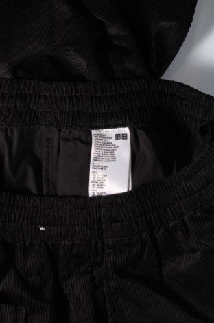 Мъжки джинси Uniqlo, Размер M, Цвят Черен, Цена 10,50 лв.