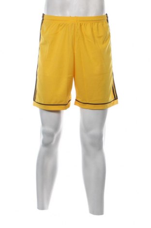 Мъжки къс панталон Adidas, Размер M, Цвят Жълт, Цена 41,04 лв.
