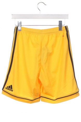 Мъжки къс панталон Adidas, Размер S, Цвят Жълт, Цена 72,00 лв.
