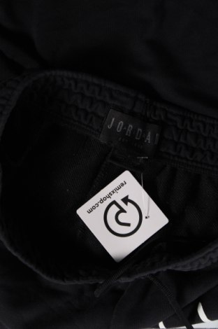 Pantaloni scurți de bărbați Air Jordan Nike, Mărime S, Culoare Negru, Preț 157,89 Lei
