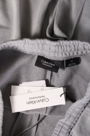 Herren Shorts Calvin Klein, Größe L, Farbe Grau, Preis 47,76 €