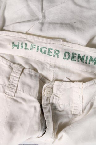 Мъжки къс панталон Hilfiger Denim, Размер M, Цвят Бял, Цена 65,00 лв.