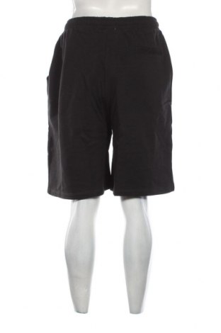 Мъжки къс панталон Kangaroos, Размер M, Цвят Черен, Цена 58,00 лв.
