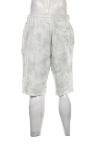 Мъжки къс панталон McNeal, Размер XL, Цвят Зелен, Цена 23,20 лв.