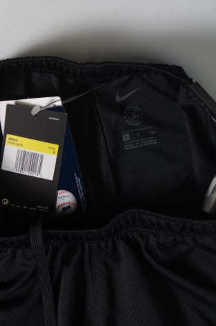 Мъжки къс панталон Nike, Размер S, Цвят Черен, Цена 72,00 лв.