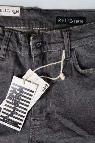 Pantaloni scurți de bărbați Religion, Mărime M, Culoare Gri, Preț 191,84 Lei