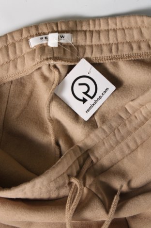 Ανδρικό κοντό παντελόνι Review, Μέγεθος L, Χρώμα Καφέ, Τιμή 29,90 €