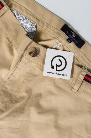 Pantaloni scurți de bărbați The Time of Bocha, Mărime XL, Culoare Bej, Preț 190,79 Lei