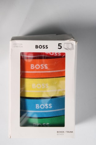 Мъжки комплект BOSS, Размер M, Цвят Многоцветен, Цена 134,83 лв.