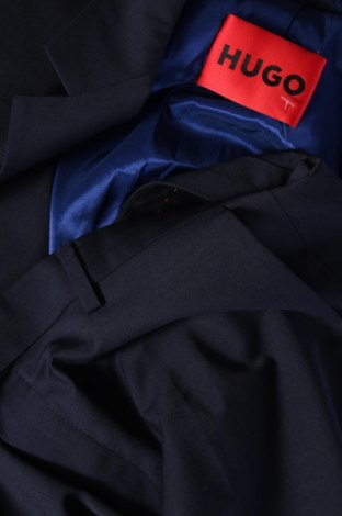 Costum de bărbați Hugo Boss, Mărime M, Culoare Albastru, Preț 2.036,18 Lei