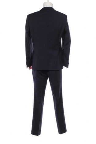 Мъжки костюм Hugo Boss, Размер M, Цвят Син, Цена 619,00 лв.