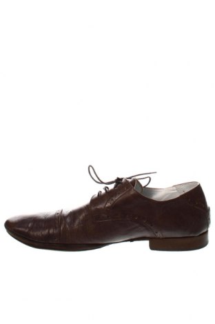 Мъжки обувки Bata, Размер 44, Цвят Кафяв, Цена 29,70 лв.