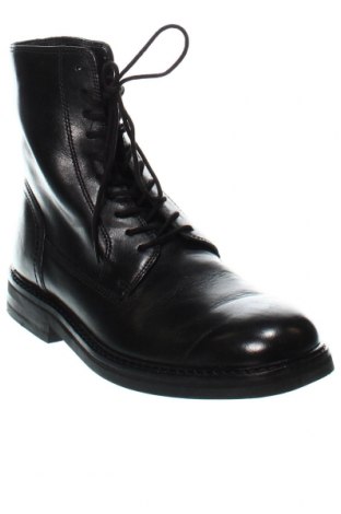 Мъжки обувки Clarks, Размер 42, Цвят Черен, Цена 85,36 лв.