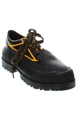 Мъжки обувки Diesel, Размер 44, Цвят Черен, Цена 204,00 лв.