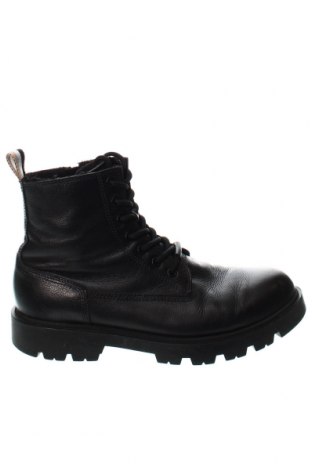 Мъжки обувки Hugo Boss, Размер 41, Цвят Черен, Цена 149,46 лв.
