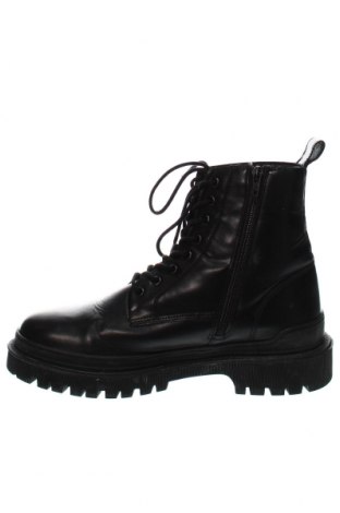 Ανδρικά παπούτσια Pull&Bear, Μέγεθος 44, Χρώμα Μαύρο, Τιμή 24,12 €