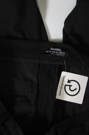 Pantaloni de bărbați Bershka, Mărime S, Culoare Negru, Preț 15,26 Lei