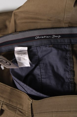 Pantaloni de bărbați Christian Berg, Mărime XL, Culoare Verde, Preț 56,48 Lei