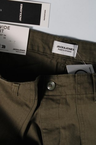 Pantaloni de bărbați Jack & Jones, Mărime L, Culoare Verde, Preț 269,74 Lei
