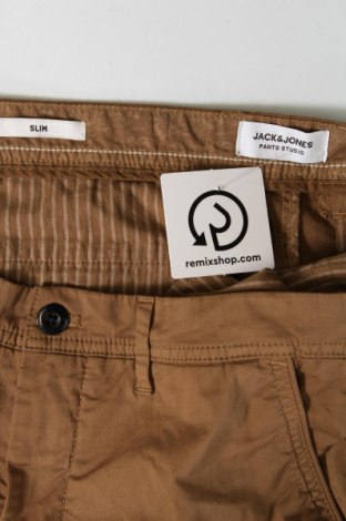 Pantaloni de bărbați Jack & Jones, Mărime M, Culoare Maro, Preț 269,74 Lei