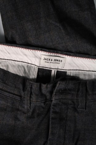 Męskie spodnie Jack & Jones, Rozmiar M, Kolor Szary, Cena 111,95 zł