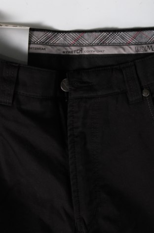 Мъжки панталон Luigi Morini, Размер L, Цвят Черен, Цена 17,40 лв.