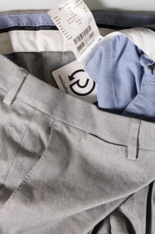 Мъжки панталон Tommy Hilfiger, Размер XL, Цвят Сив, Цена 46,74 лв.