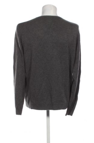 Мъжки пуловер Guess, Размер L, Цвят Сив, Цена 156,00 лв.
