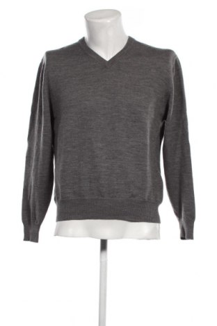 Мъжки пуловер Royal Class, Размер M, Цвят Сив, Цена 13,05 лв.