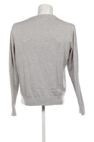 Мъжки пуловер Tommy Hilfiger, Размер XL, Цвят Сив, Цена 82,00 лв.