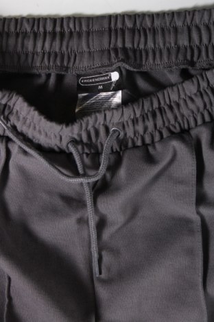 Pantaloni trening de bărbați, Mărime M, Culoare Gri, Preț 54,37 Lei