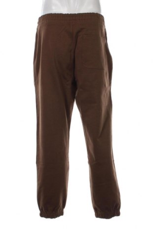 Pantaloni trening de bărbați McNeal, Mărime M, Culoare Maro, Preț 203,95 Lei