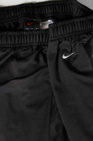 Pantaloni trening de bărbați Nike, Mărime XL, Culoare Negru, Preț 115,13 Lei