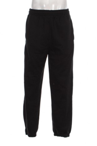 Pantaloni trening de bărbați Urban Classics, Mărime L, Culoare Negru, Preț 153,75 Lei